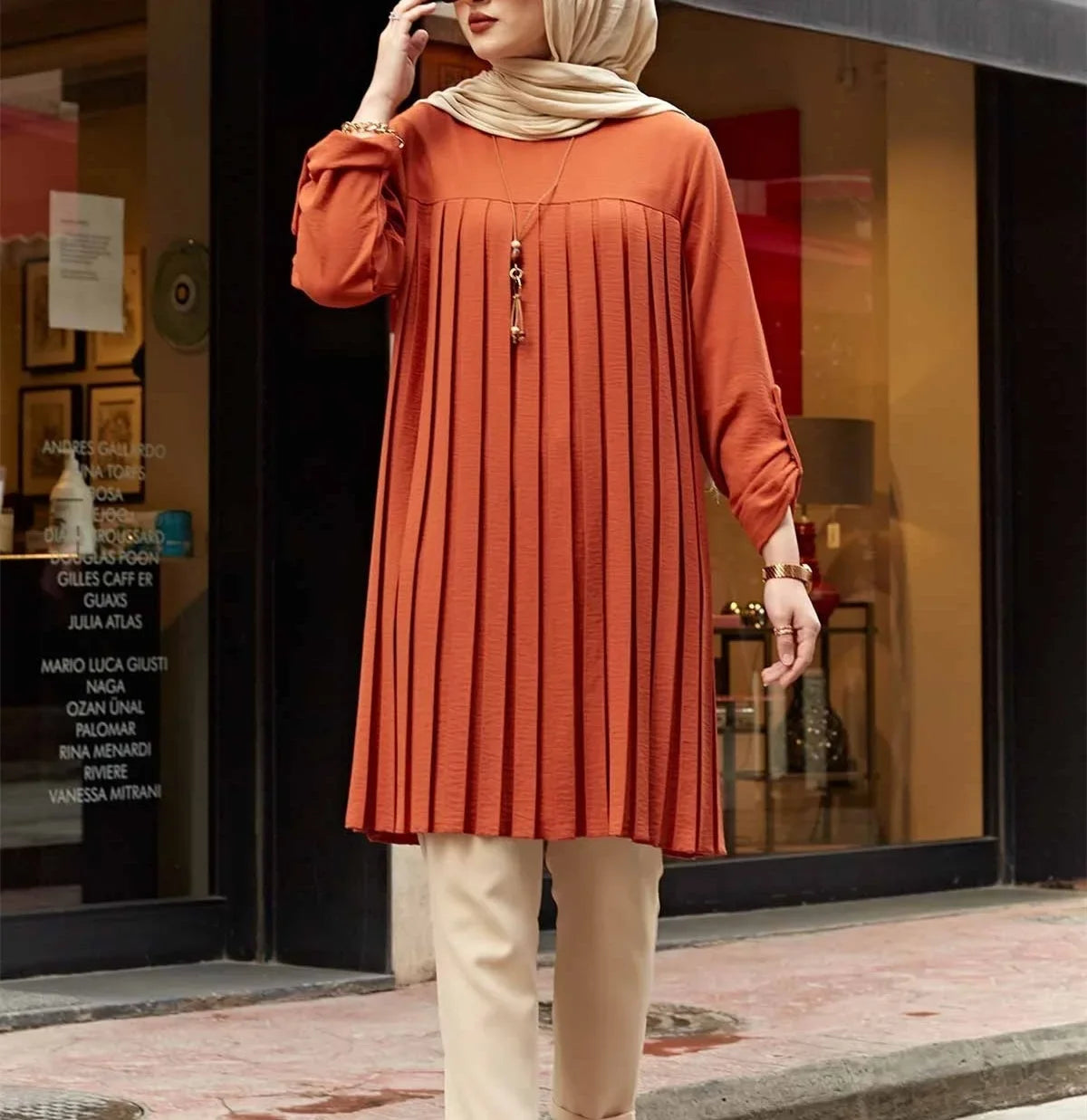 Middle East New Muslim Women's Autumn Casual Pleated Loose Long Sleeve Round Neck Plus Size Top Robe Women Dubai Turkey (Abaya)